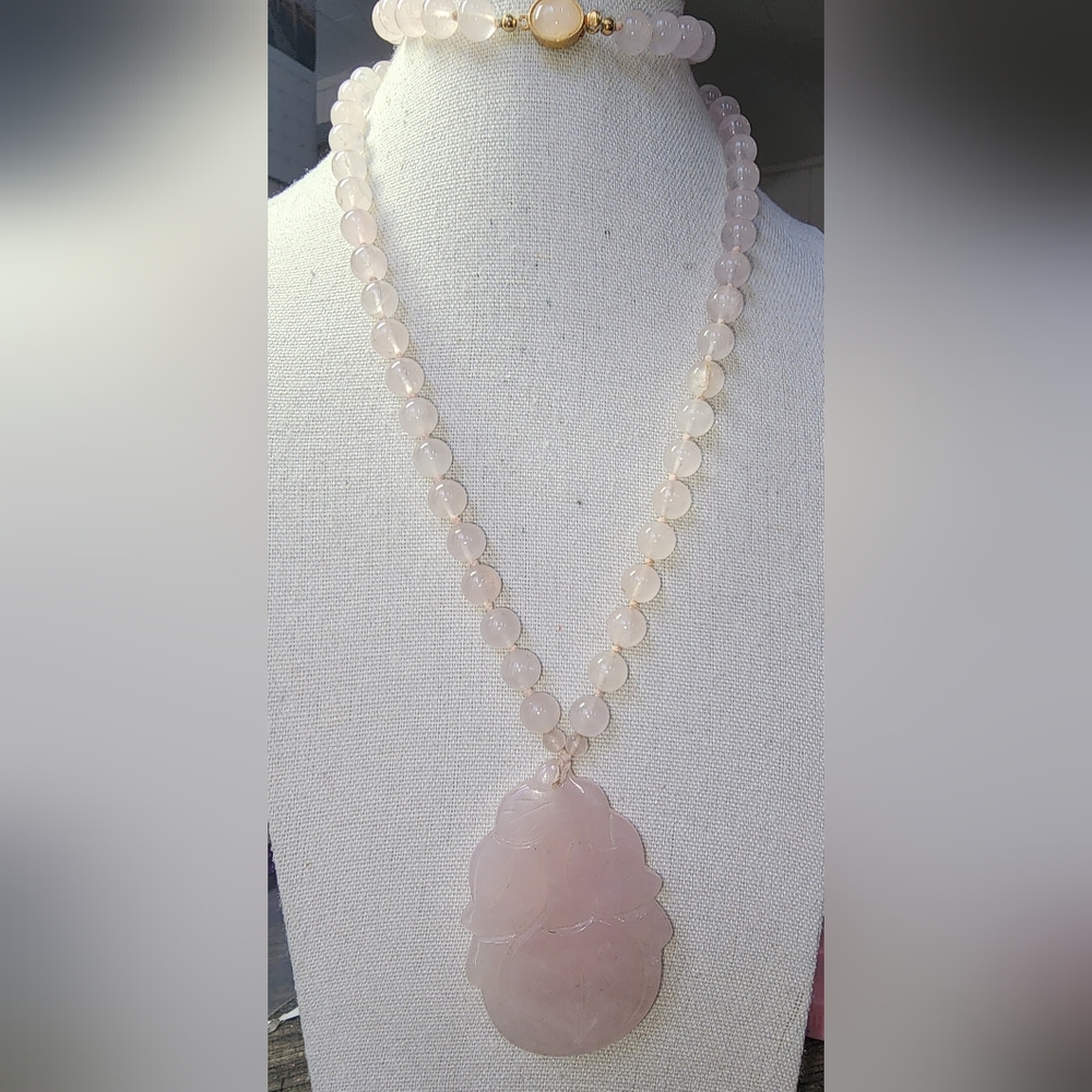 Pink Jade Carved Vintage 1960s Pendant And   Beaded Necklace